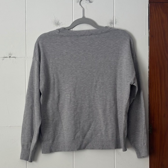 Chelsea & Theodore Gray Crew Neck Sweater - Picture 4 of 4